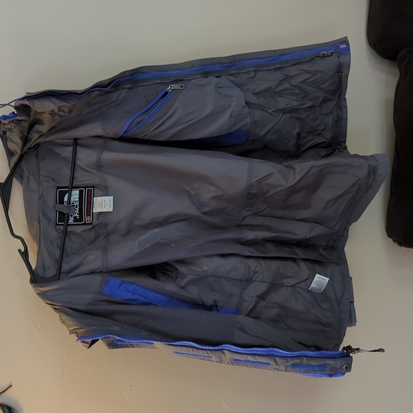 The North Face Gore-Tex Summit Series Winter Jacket, Blue and Gray, Medium women - Picture 6 of 11